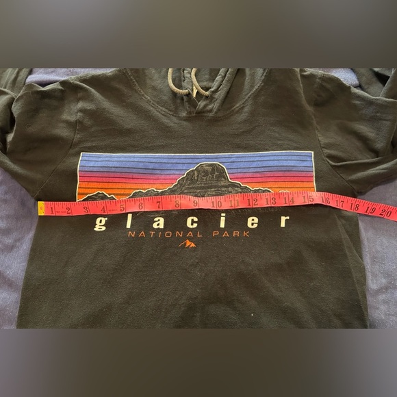 Glacier National Park hooded long sleeve shirt black small - Picture 2 of 5